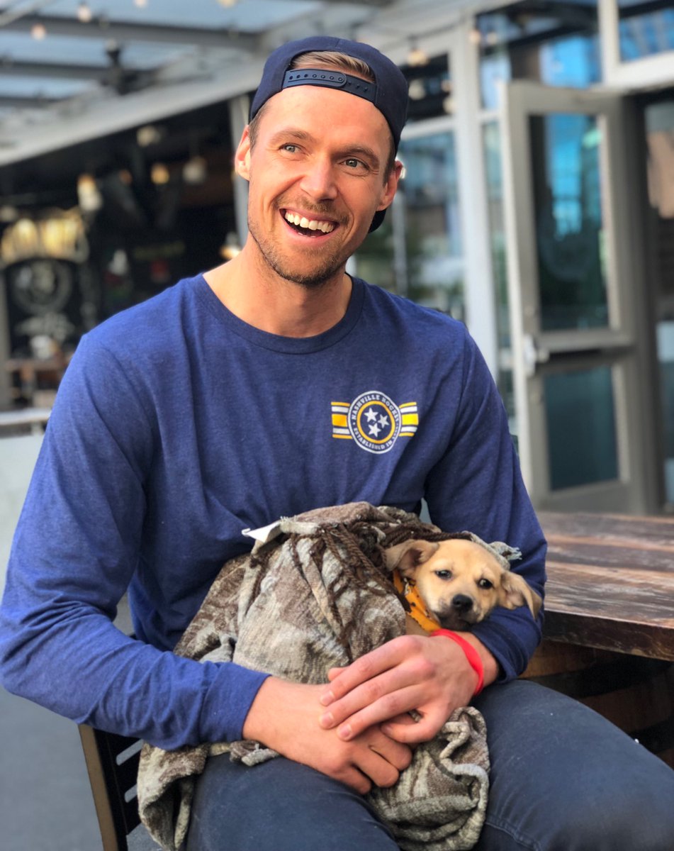 PredsNHL's tweet photo. Best Monday ever 🐶💛 https://t.co/W4ciwSgM27