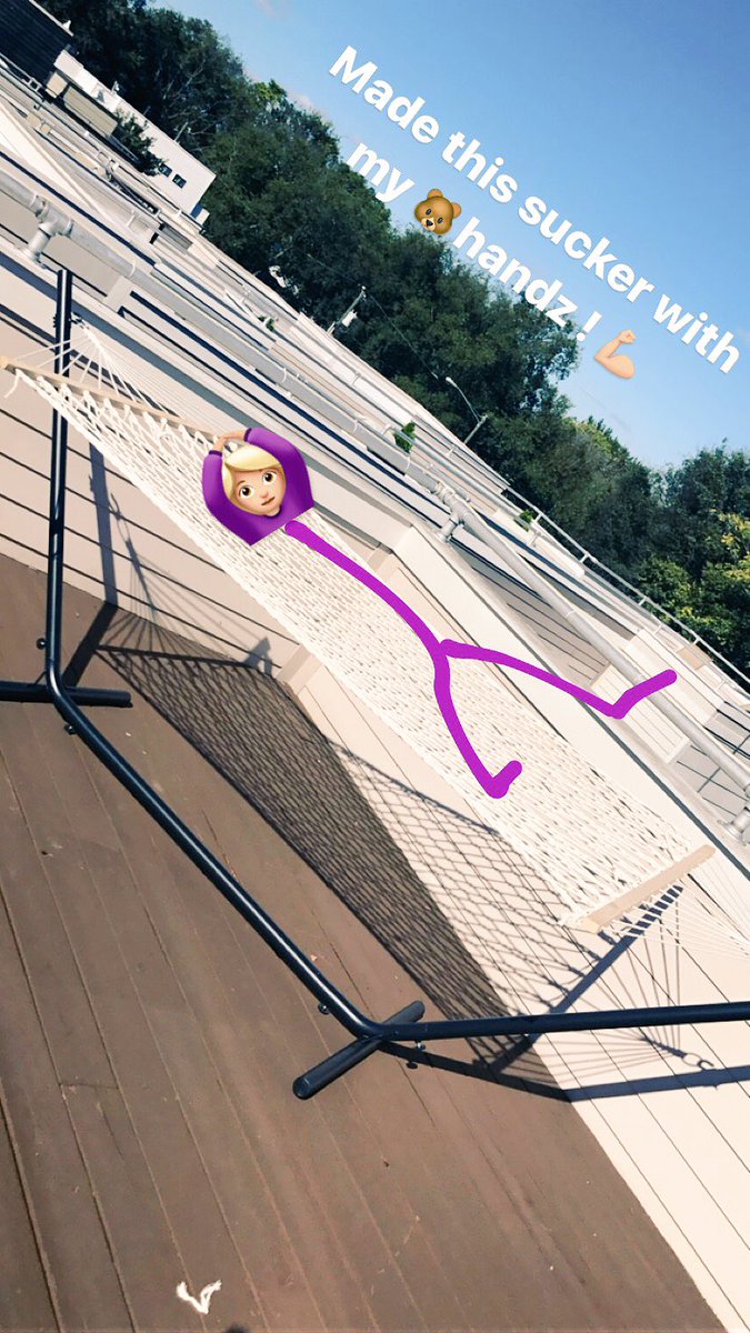 paigelarae's tweet photo. 🐻👐🏾 #hammocklyfe https://t.co/VmBYguazcU