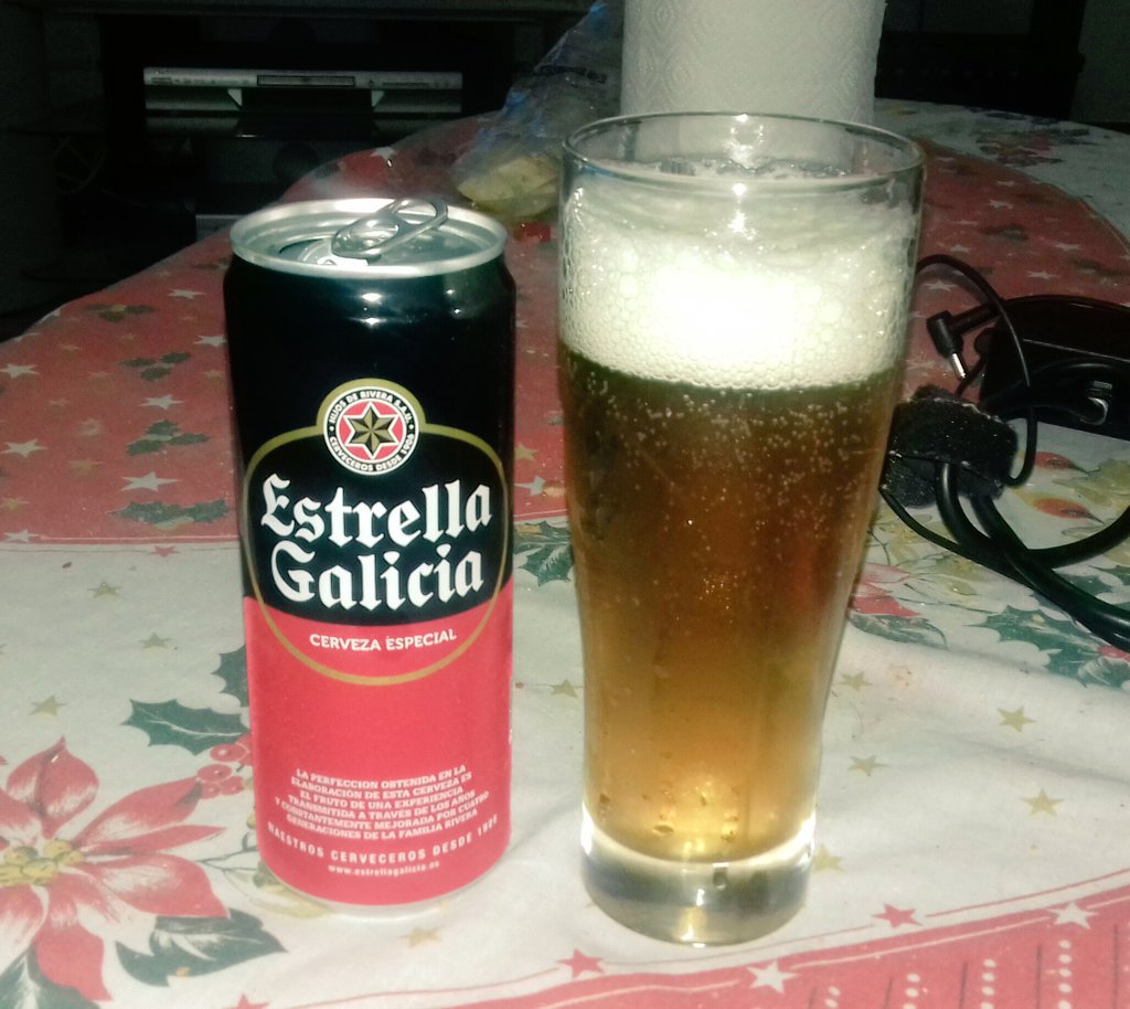 torpedosparkour's tweet photo. Aquí también estamos con el pueblo gallego. #ArdeGalicia #leñaalfuego #fumatablanca https://t.co/jSXZCaKi1z