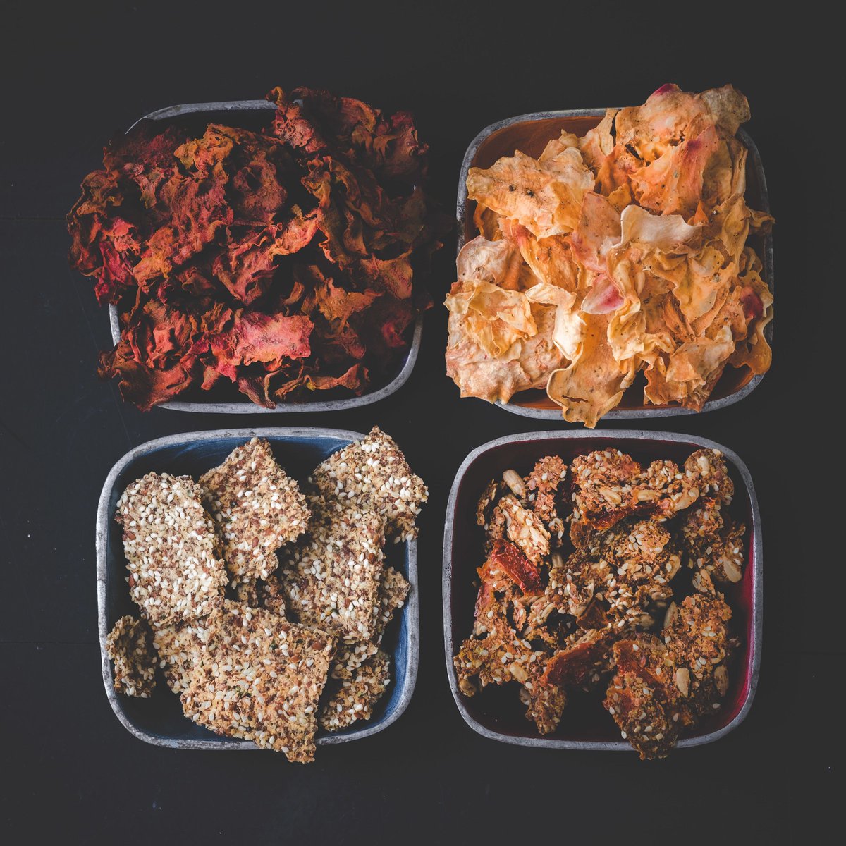 Naturlichanders's tweet photo. You don't have to #eat less, you just have to eat right. 
>> https://t.co/zCAD33fIBS 

#foodisthemedecine #vegetarian #vegan #food https://t.co/ih0UQ1h5U9
