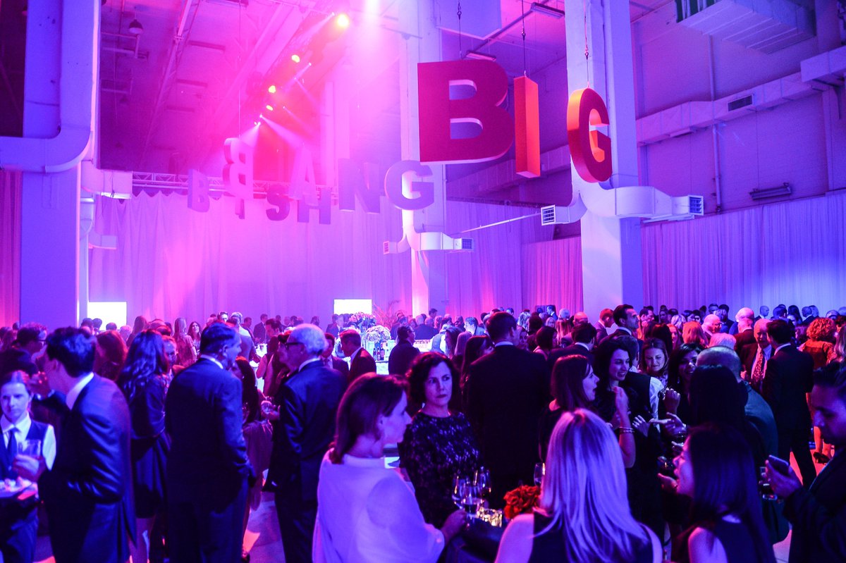 Luminato's tweet photo. Last wks #BigBangBash gala was magical ✨ TY to @YamanaGoldInc, assoc. sponsors, artists & all participants for supporting Luminato ❤ https://t.co/WFvTJi6wuY