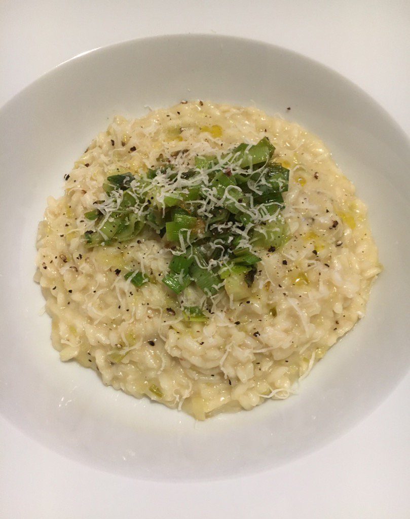 architectoxford's tweet image. First #homegrown #leeks in leek and #dolcelatte risotto - recipe from @waitrose Food mag, flipping delicious!!