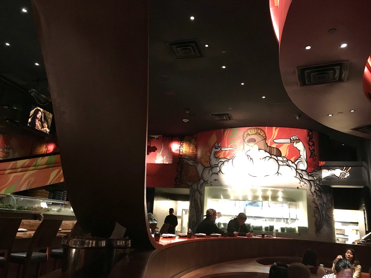 KCCKGraphics's tweet photo. Had to. #sushisamba #vehas #AdobeMAX https://t.co/5o7SJq7wqj