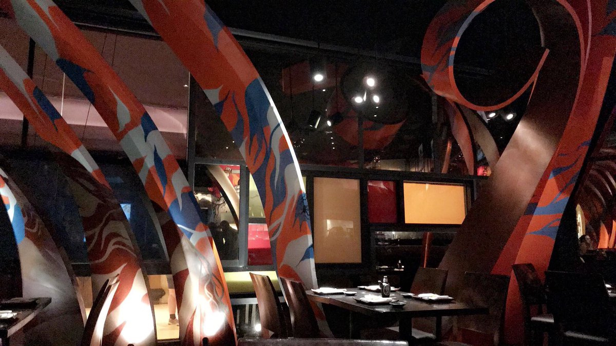 KCCKGraphics's tweet photo. Had to. #sushisamba #vehas #AdobeMAX https://t.co/5o7SJq7wqj