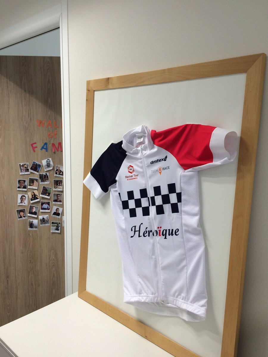 lecyclonaute's tweet photo. Le maillot de l'Ultra Revival Tour s'expose chez @Tech4Race, partenaire techno de cet événement unique !
#URT #TeamCyclosportissimo https://t.co/FpPPFjhtq9