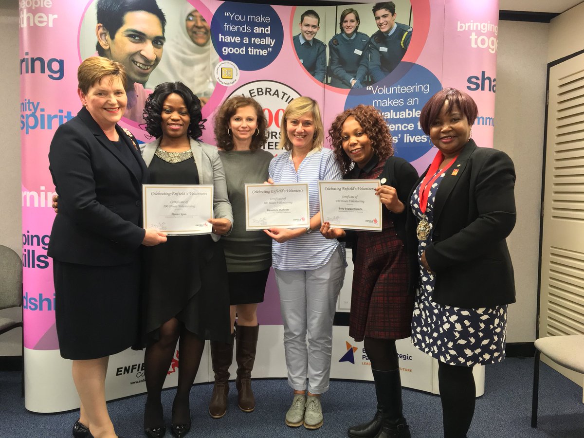 MayorofEnfield's tweet image. 100 hours volunteering awards
Deputy Mayor of Enfield was pleased meeting young &amp;amp; old stars in our community @EnfieldCouncil @LouiseAzavedo