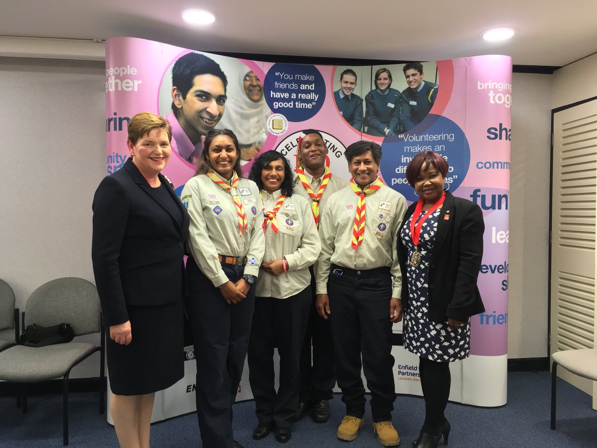 MayorofEnfield's tweet image. 100 hours volunteering awards
Deputy Mayor of Enfield was pleased meeting young &amp;amp; old stars in our community @EnfieldCouncil @LouiseAzavedo