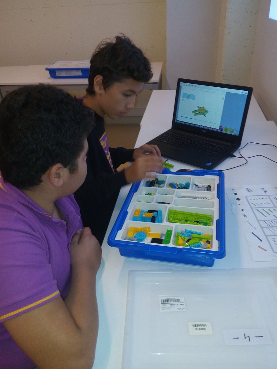 ercanbilisimogr's tweet image. Muratpasa ugurokullarinda wedo 2.0 ile robot kodladik. #ucodeweek #eucode #europacodeweek #ugurkodluyor #ugurokullari #ugurmuratpasakodluyor