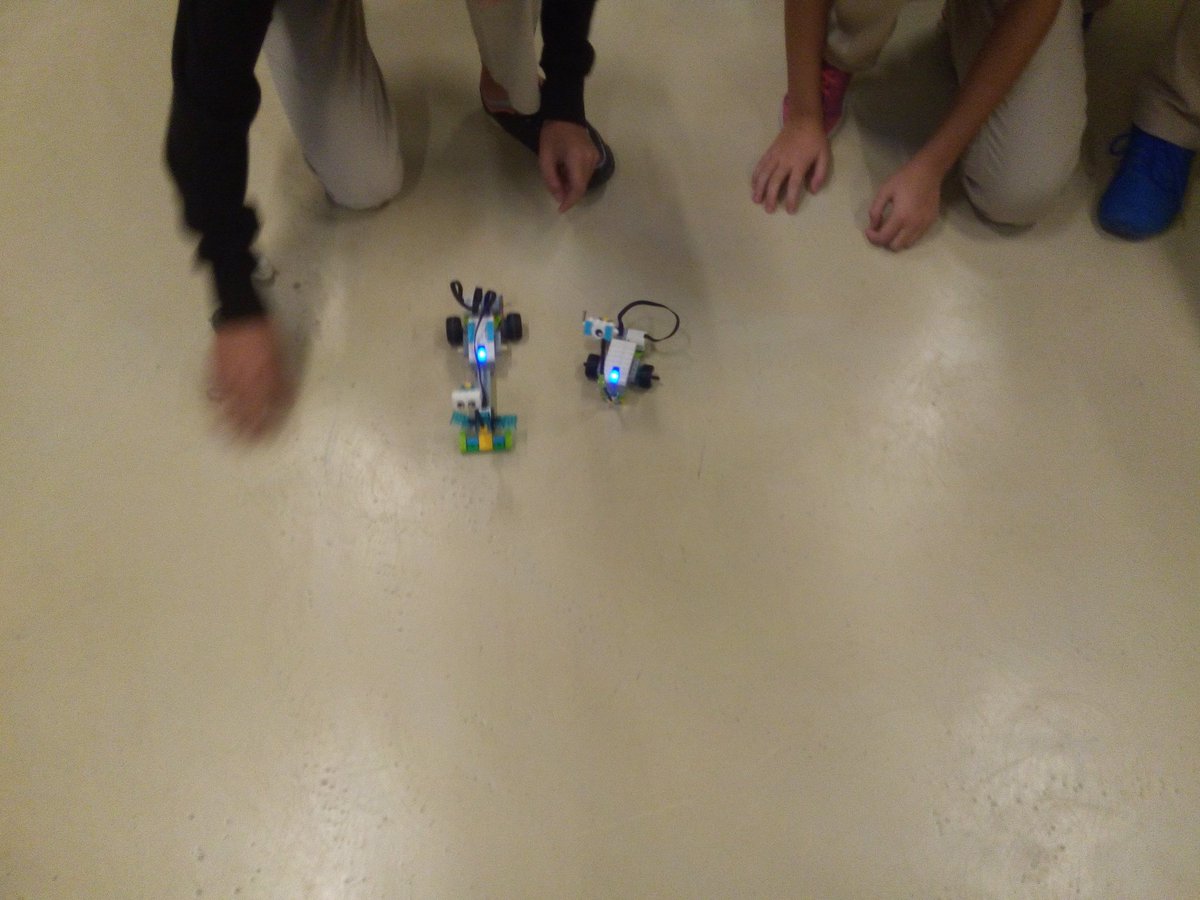 ercanbilisimogr's tweet image. Muratpasa ugurokullarinda wedo 2.0 ile robot kodladik. #ucodeweek #eucode #europacodeweek #ugurkodluyor #ugurokullari #ugurmuratpasakodluyor