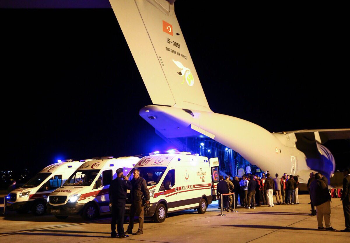 MevlutCavusoglu's tweet photo. #Turkey sent 10 tonnes of medical supplies to Mogadishu &amp; brought 35 wounded Somalis to Ankara for treatment.
We will not let #Somalia down! https://t.co/fyC2y2B3kh