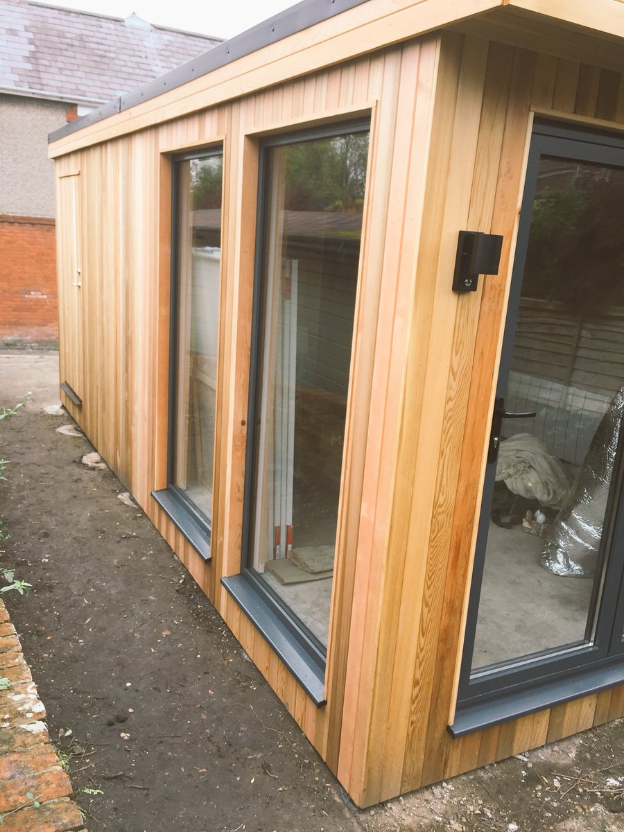 Double aspect art studio #winchester #artroom #studio #gardenroom