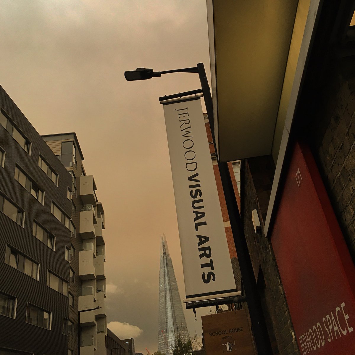WooMcGoo's tweet photo. Cracked sky? Last week of rehearsals 4 #acrackedplastersky We open next week @Omnibus_Theatre come see us @Futures_Theatre #PerceptionFest https://t.co/GVhQPM9Kor