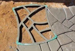 guru_decorator's tweet image. Формы для садовых дорожек

decorator.guru/landshaftnyj-d…

#садовыедорожки #формыдлязаливки #своимируками #садовыедорожкифото  #декораторгуру