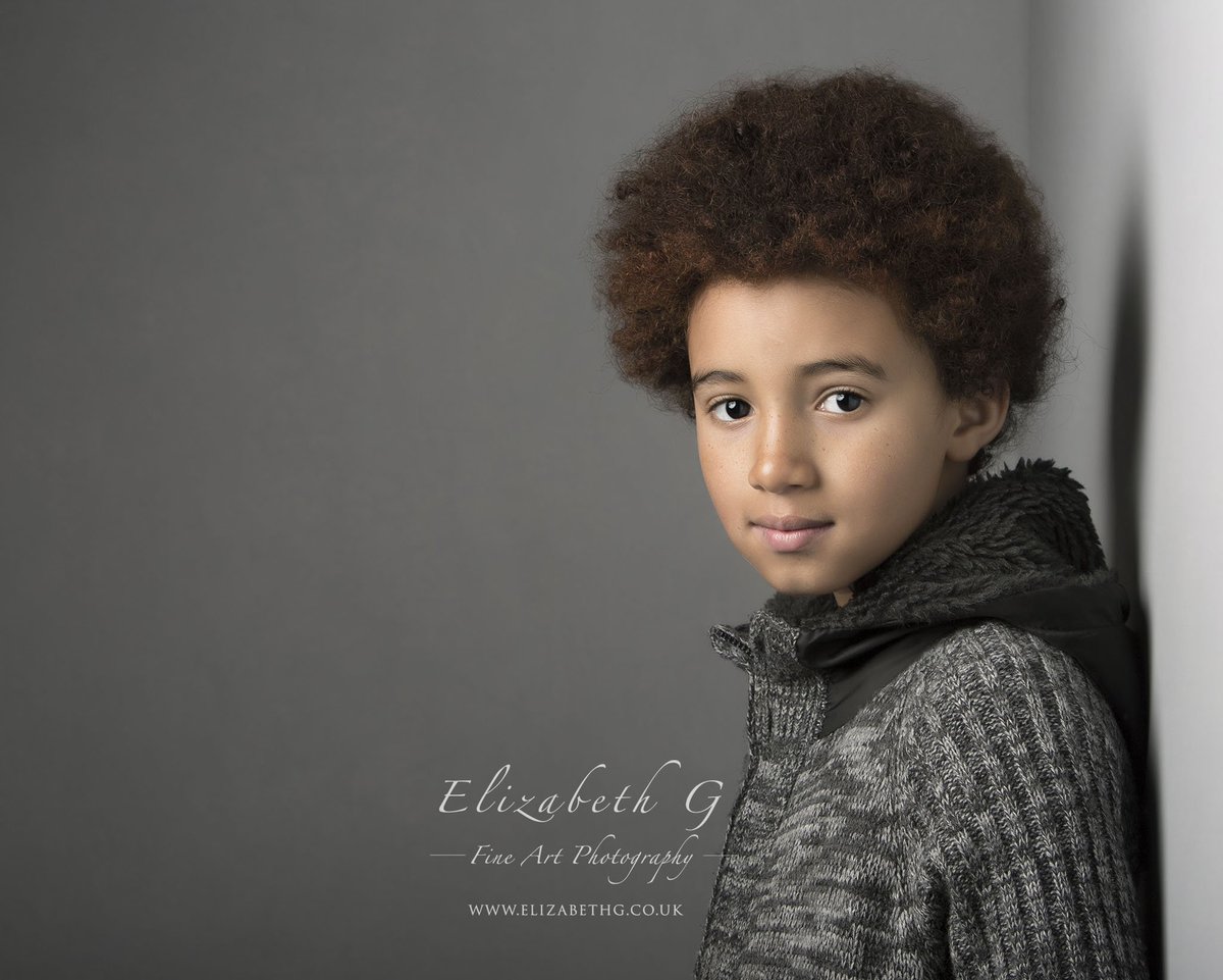 liz_griffiths1's tweet photo. Handsome Liam #conceptualphotography #fineartportrait #emotive #boy #affro #portraits #portrait #kingslangley #hertfordshirephotographer https://t.co/KjEoZtUqfQ