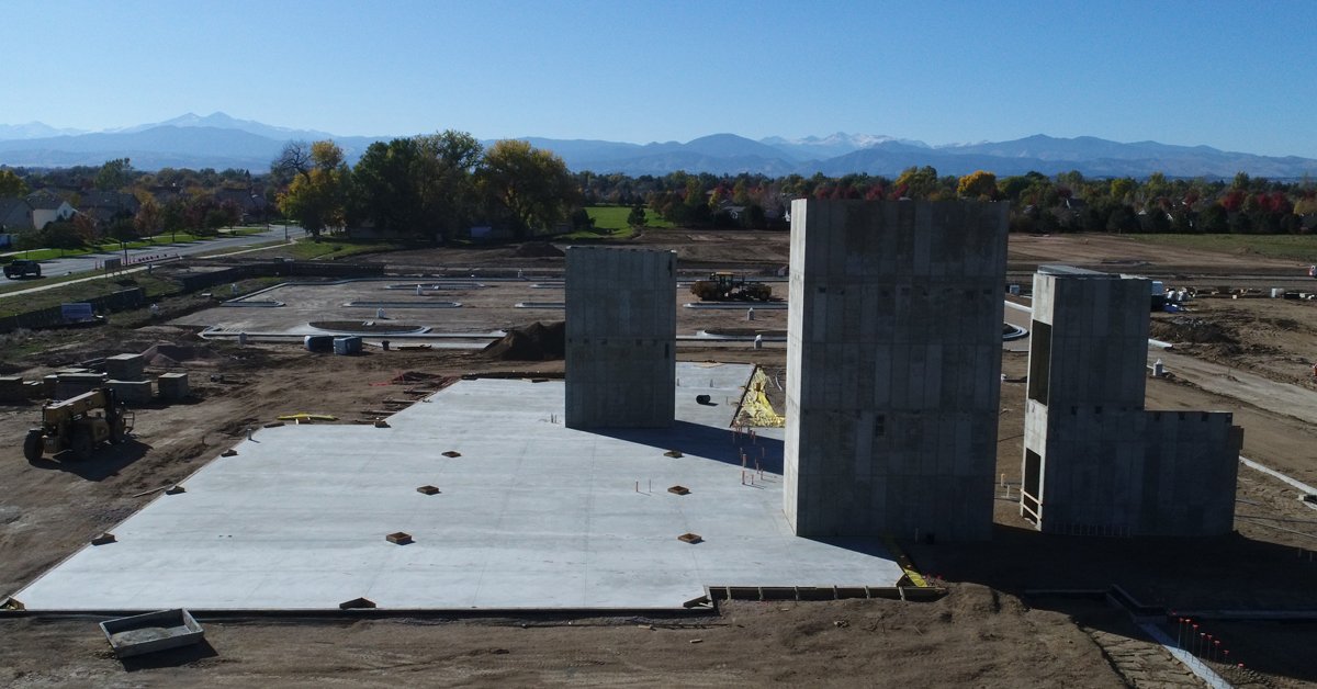 Haselden_6950's tweet photo. 1/2 the slab-on-grade #concrete poured at our @LarimerCounty admin building! Nice job by our self-perform team! https://t.co/MjcU0XwApw https://t.co/qqV6b6bnLB
