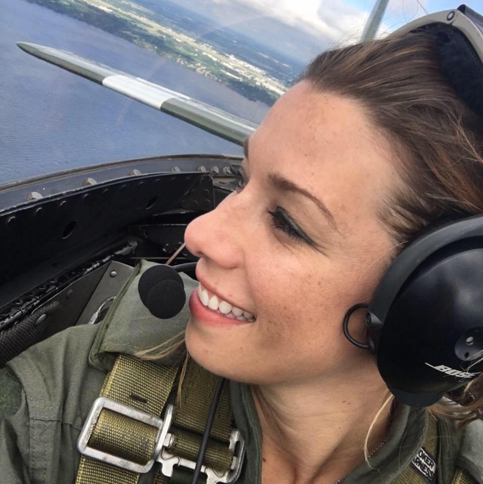 yeslouisville's tweet photo. Why I Fly [#TheFlyingMom] https://t.co/0vAjPjgOMk https://t.co/dtc8bruDdG