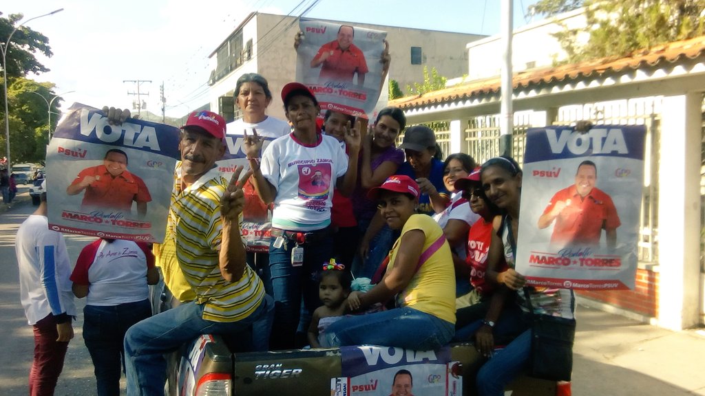 cuentanueva2018's tweet photo. #VenezuelaVictoriaPopular || #Ahora Pueblo de #Zamora está de fiesta por la victoria de @RMarcoTorres @mreyesPSUV  #MarcoTorresGobernador https://t.co/aM4fcfaL6F