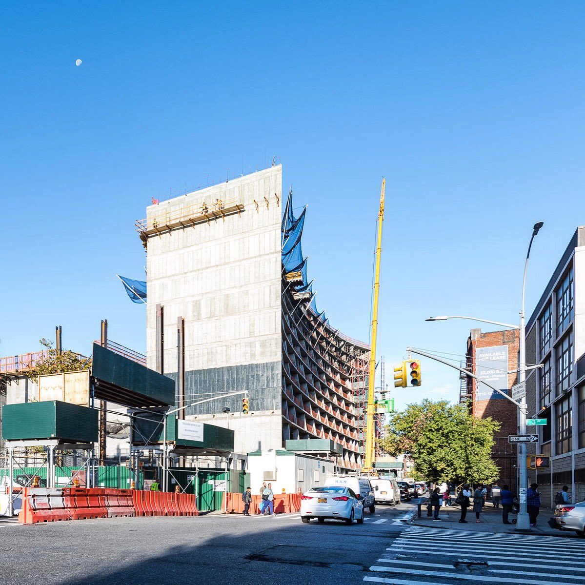 Superstructure is close to topping out at 146 E 126 in East Harlem by @BIGstertweets.
fieldcondition.com/blog/2017/10/1…