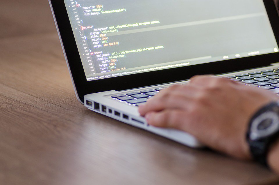 exclusiveprbiz's tweet photo. Super exciting that #homebusinessmag covered our client @feebelly regarding #coding https://t.co/ZSlacKueh2 #awesomeread #techpr #tech #code https://t.co/MKM2BF7acC