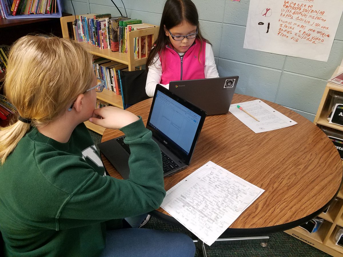 grimesm51's tweet photo. Ss in 5G working with their literacy partners to find the heart and purpose of their narratives! #ripon5th #mpqtigerway #RASDinnovate https://t.co/APENVanxzL