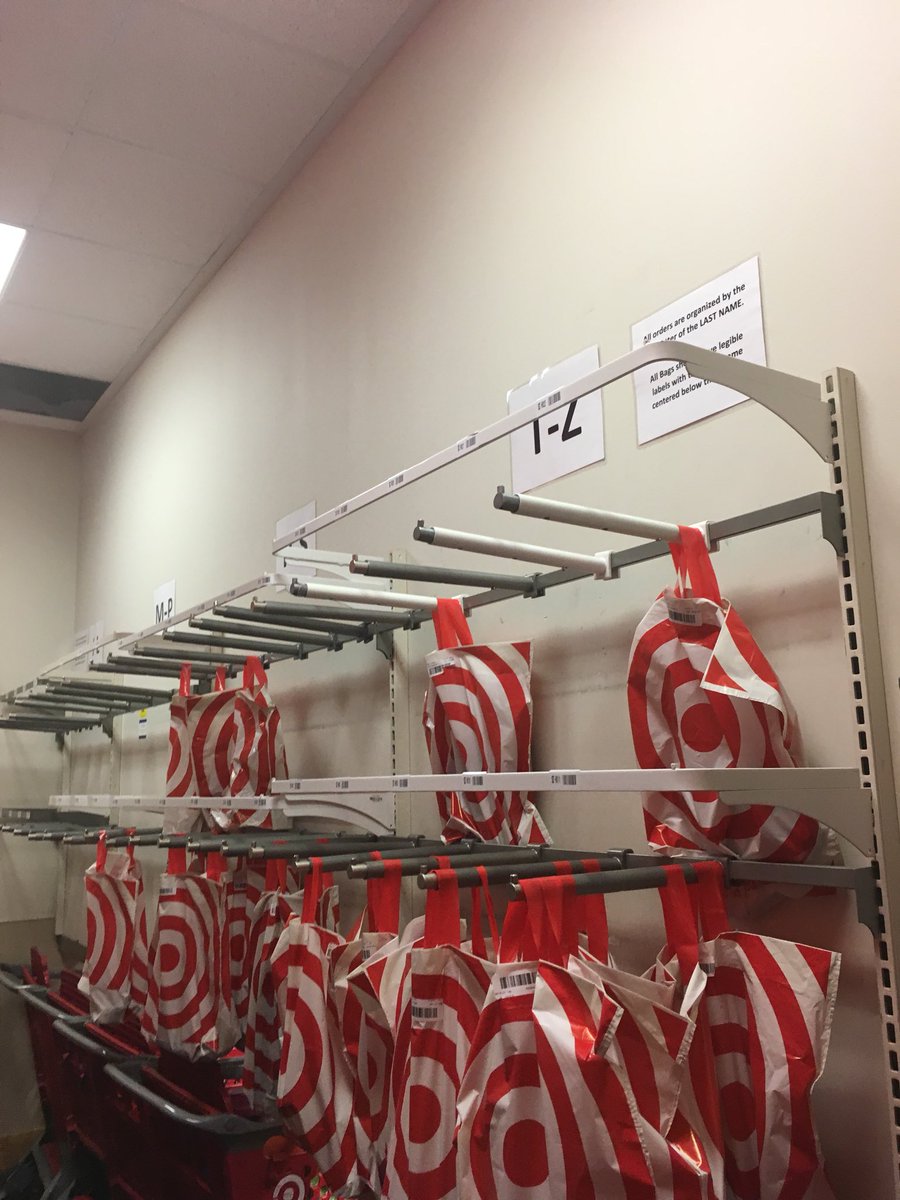 Q4 and e-pick ready!!! Testing making our #getforguest time faster:) <a href="/LauraYesitis/">laura yesitis</a> @drew_arrington #bestlogever #allthingsfufillment #T2524