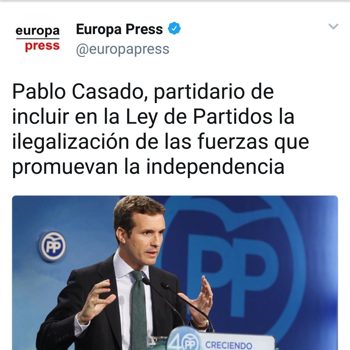 HaritzPerez's tweet photo. 80, 40, 10 urte pasa dira eta espainiar errezeta ez da aldatu.
Ez zaudete bakarrik, demokratak #KataluniaGara!
#llibertat https://t.co/nVpatXx5jh