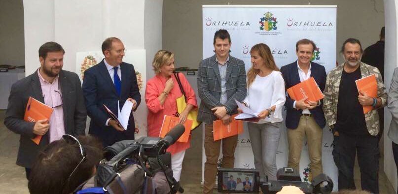 Presentación del V Concurso Ruta de la Tapa &amp; GinTonic de <a href="/orihuelaturis/">Orihuela Turística</a> y cata de las 35 tapas de gran nivel. <a href="/Sofialvarez2015/">sofia alvarez</a> Grande👏