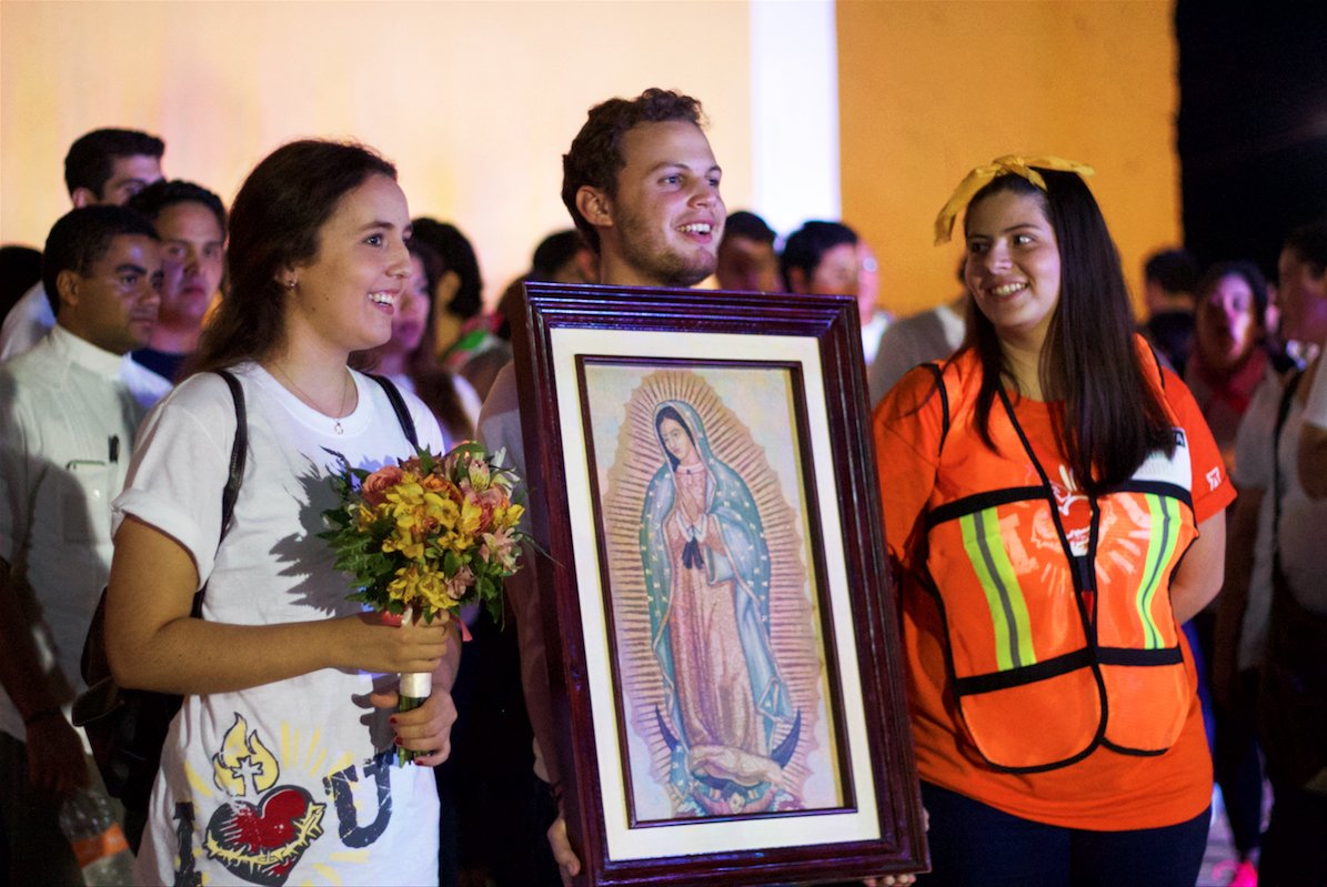 UniAnahuacMayab's tweet photo. Gracias a todos los alumnos, padres, consagradas, voluntarios, egresados y colaboradores que hicieron posible esta #SemanaVocacional. ✝️❤️ https://t.co/TD4DeSB0au