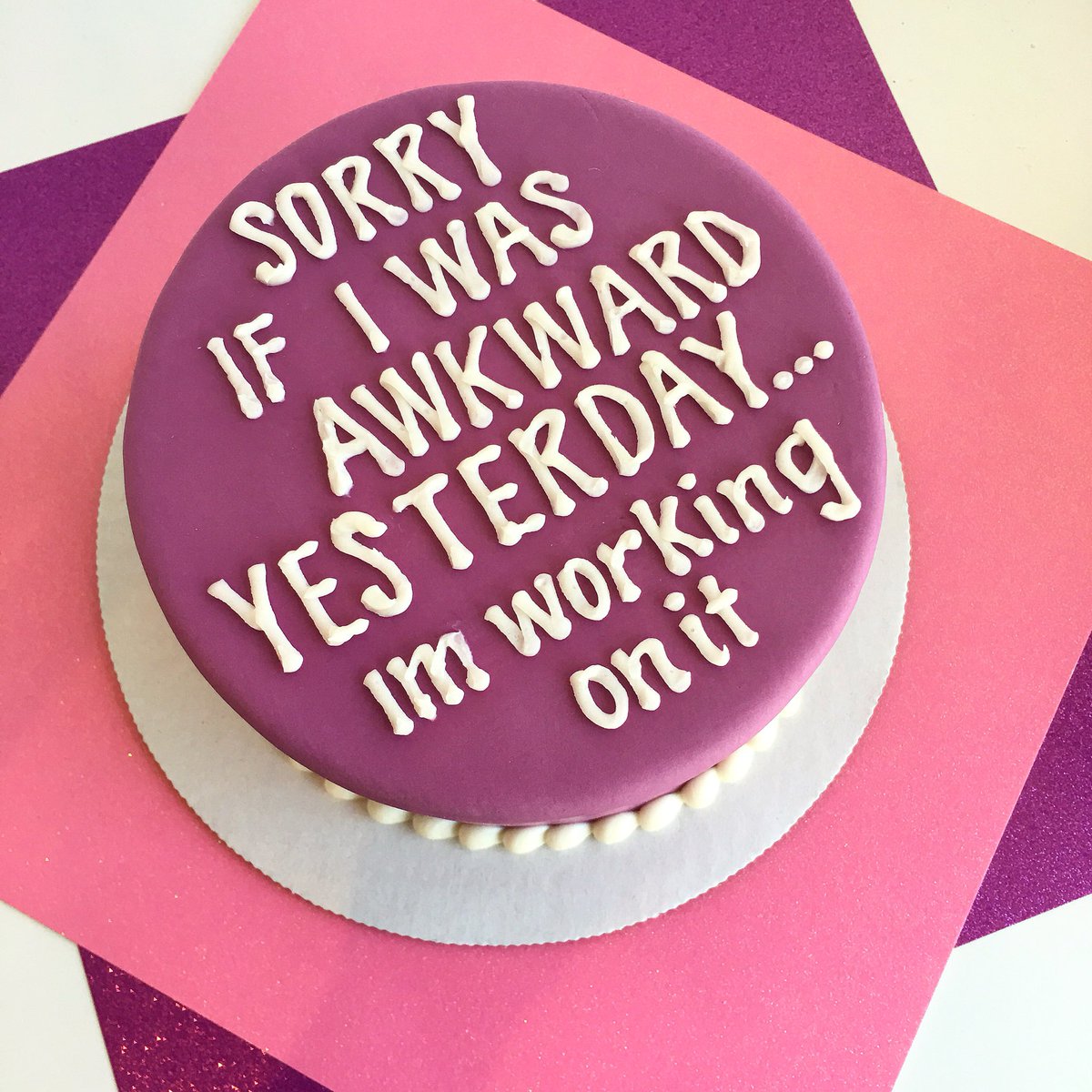 DuffsCakemix's tweet photo. Whatever the problem...cake is the answer 🍰😬🍰 #cakedecorating #cakesolveseverything #diy #duffscakemix #cakeart #cakesofinstagram #instacake https://t.co/fKp3PMn4lE
