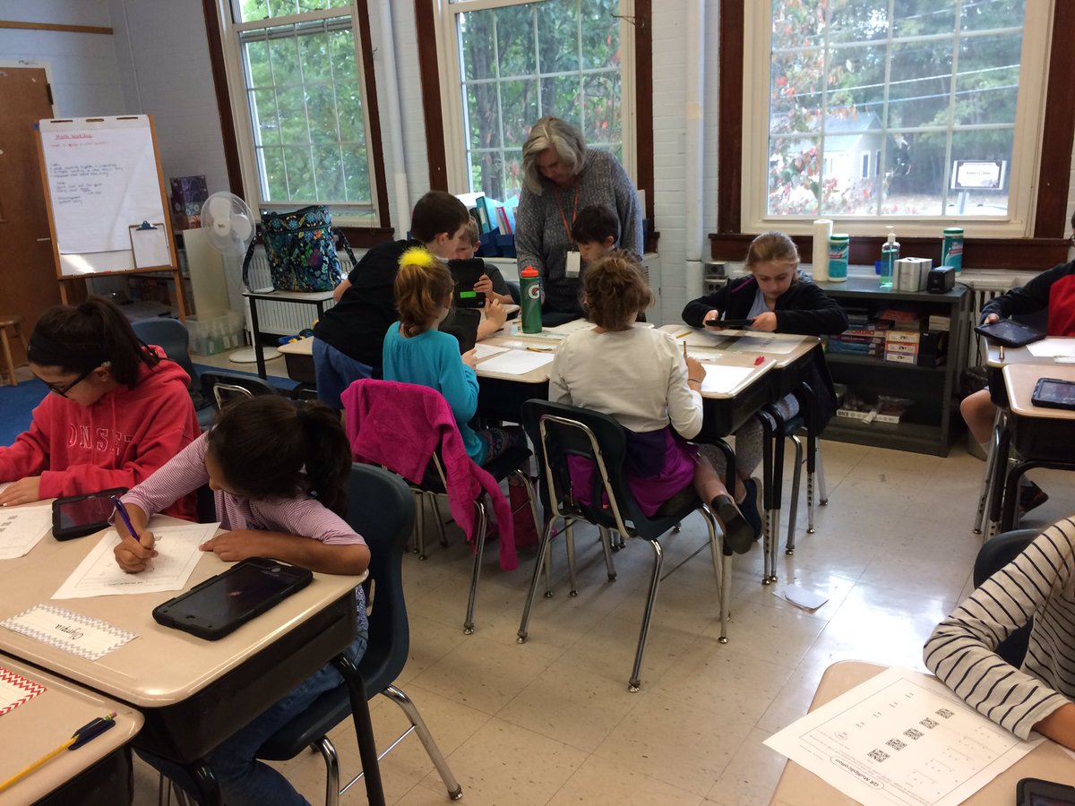 msisaacson's tweet photo. What's not to love about multiplication when you can use the iPads at the same time?! #ultimatefocus #medfieldps #beproudbedale https://t.co/i1KnhVPERO
