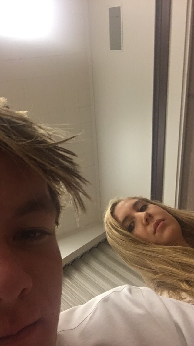 TYGHawes's tweet photo. have a solid birthday lyse💕 you're a great pal #RGFL https://t.co/E1pbcWoBWR