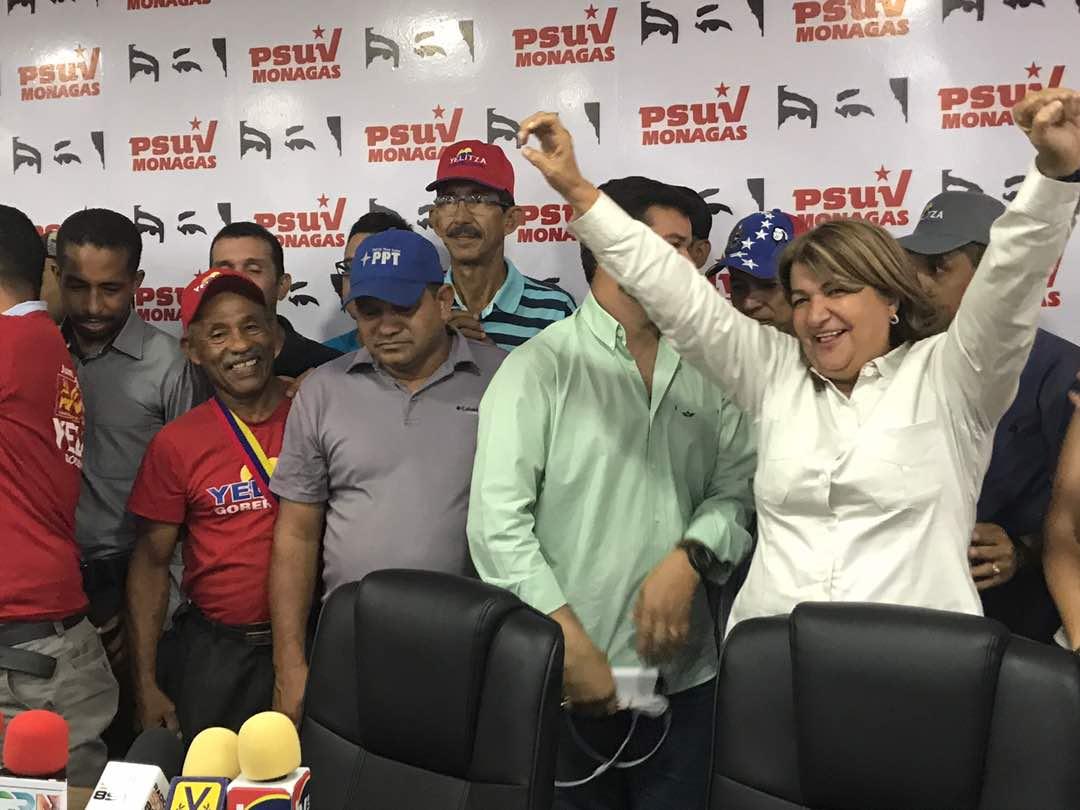 yelitzePSUV_'s tweet photo. #16Oct Agradecida con todas las personas que trabajaron arduamente por esta victoria del pueblo de Monagas #VenezuelaAmaneceVictoriosa https://t.co/jxNteK8BrF