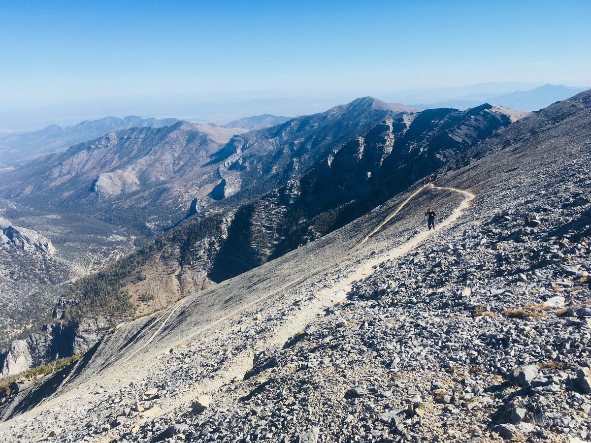 lowto_high's tweet photo. Awesome picture from the Mt Charleston training hike on Sunday @raf100usa https://t.co/2lHLnnFCVh