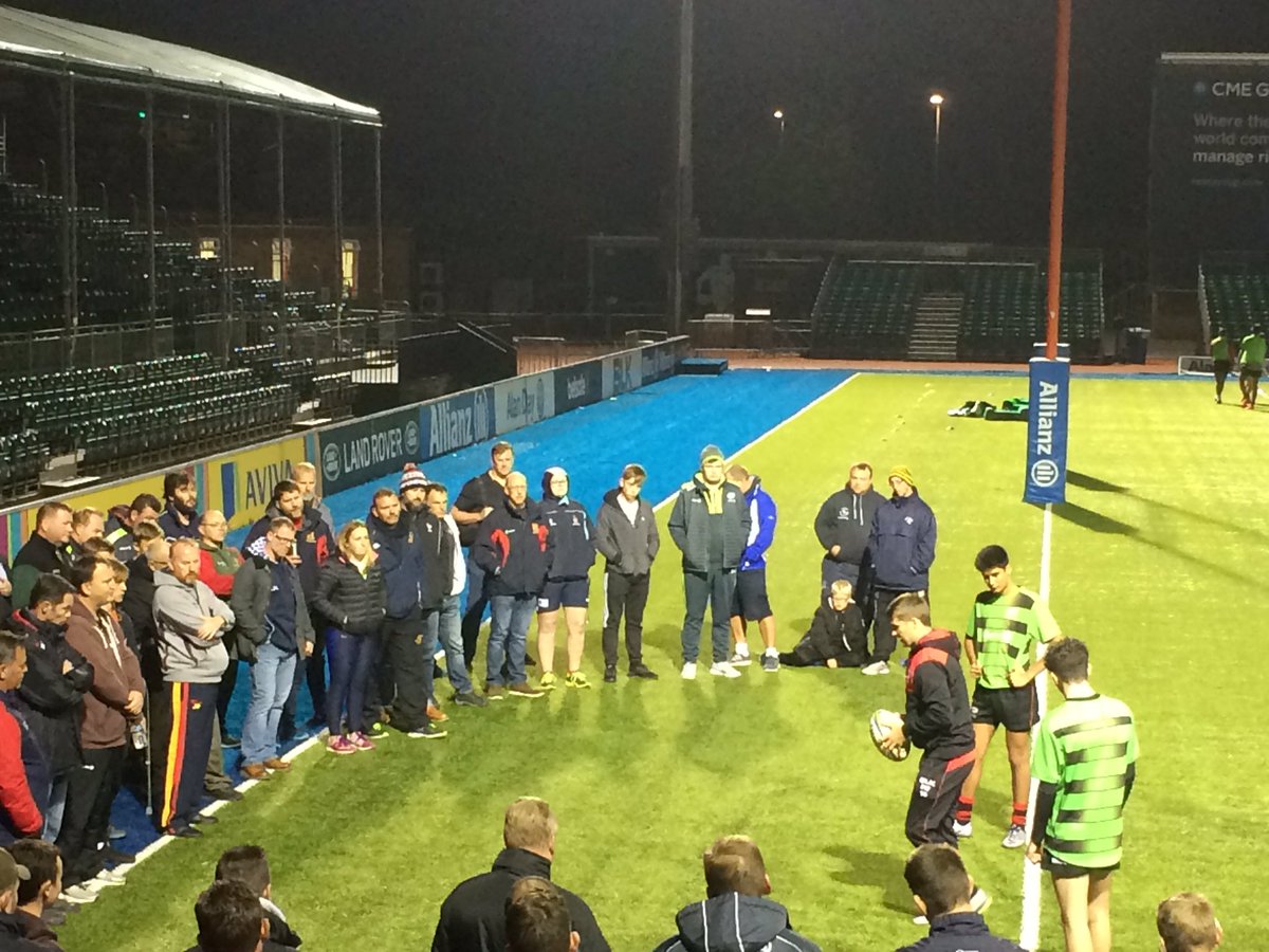 SarriesRugbyDev's tweet image. Great attendance from partner coaches for tonight's @Saracens Kicking MasterClass with @rwiggy9 #coacheducation #developingcoaches