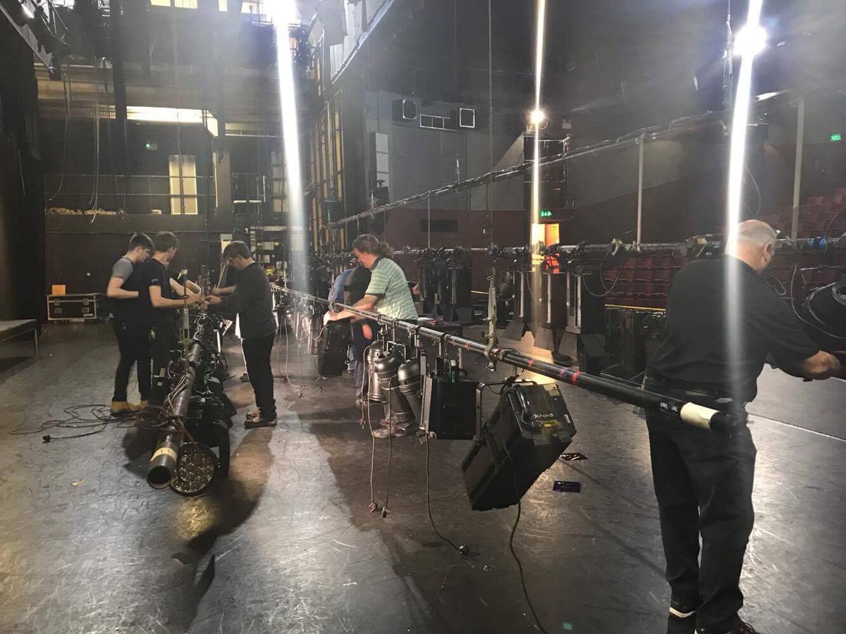 LyttonPlayers's tweet photo. The #technicalrun is well under way at @GCTStevenage #guysanddolls #lyttonguysanddolls #musicaltheatre #stevenage #localtalent #amdram https://t.co/cUSmbnAkvx