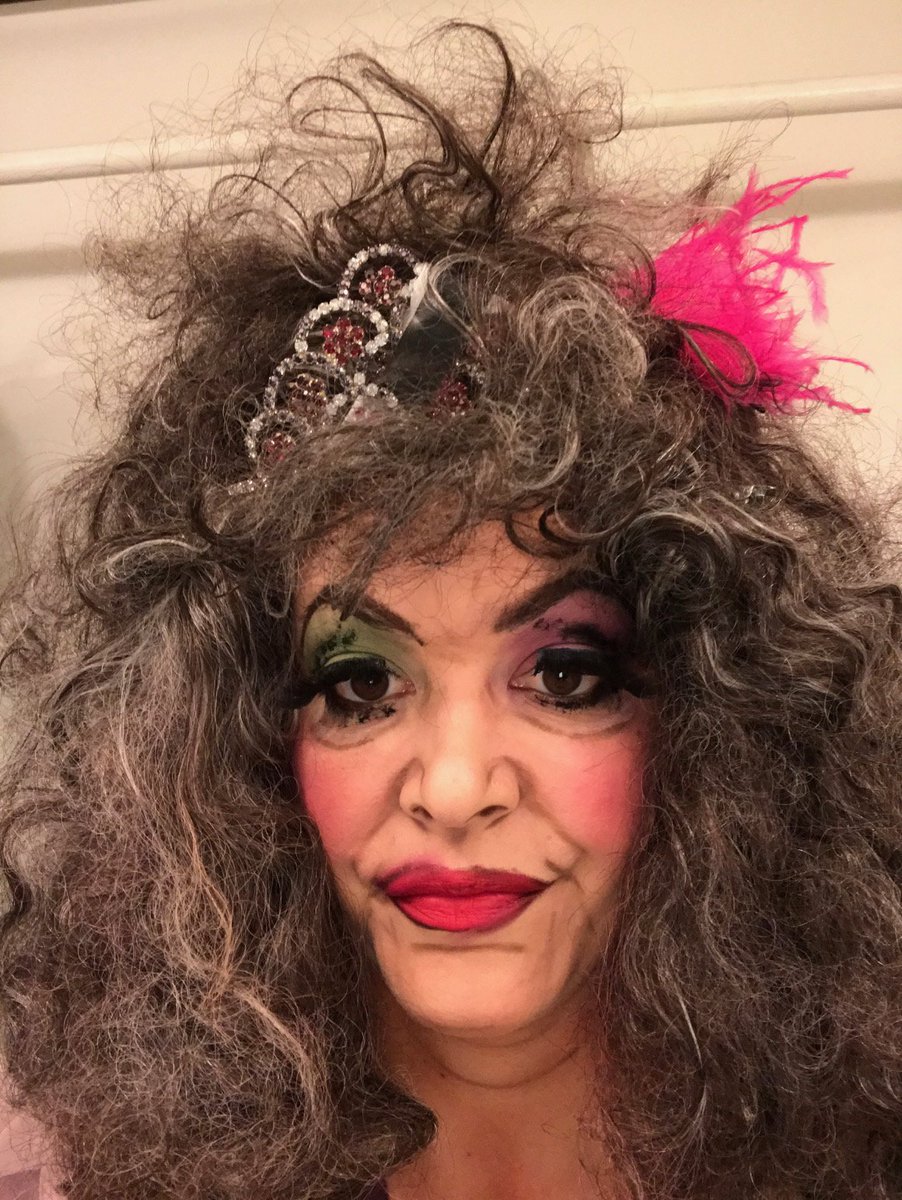 Misty_Lee's tweet image. Oh hey.  Just a little #PrincessMagic to #terrify you on a lovely #Monday afternoon.