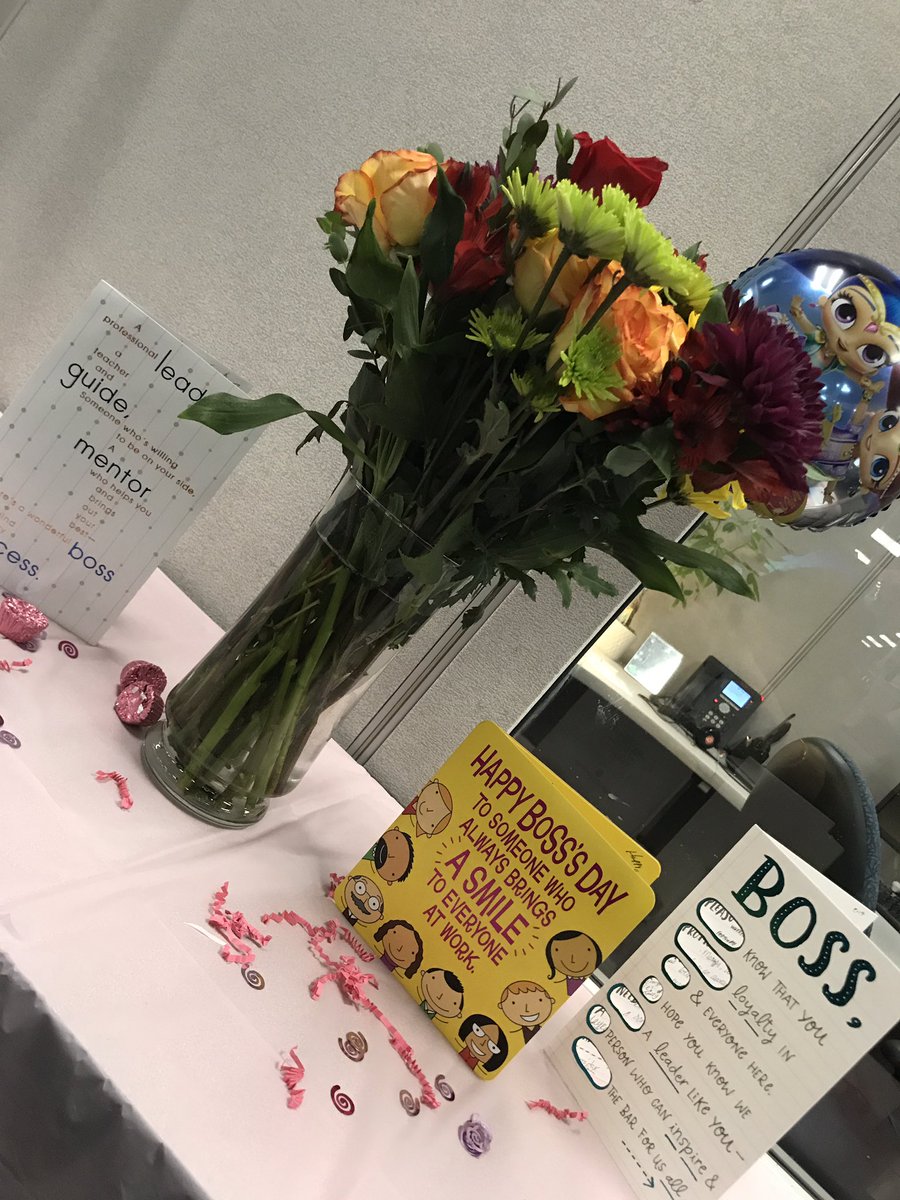 EP6_212_Sanchez's tweet photo. I love my team! Always making this day special! I'm blessed! Team 212 rocks! @johnny_soliz @EP6Hawks @anthonyetuggle @MSpired1 #solizstrong https://t.co/7OfEeVFoa2