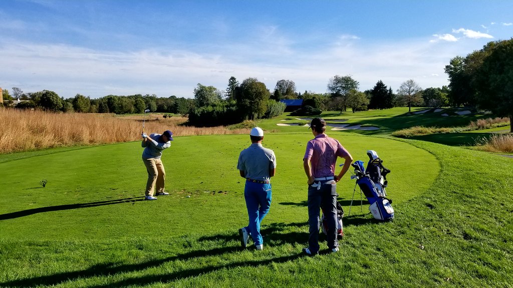 NavyMGolf's tweet photo. Navy is tied for 2nd after 2 rds of the #GeorgetownInvite. Rd 2 scores: Fricke(76) Musto(76) Starobin(78) Peters(78). Ind. Wilkinson(73) https://t.co/SPztK0IuLH