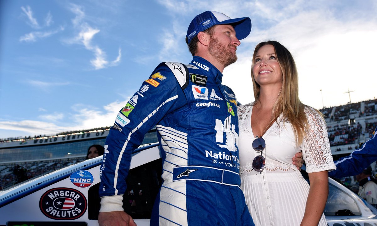 TeamHendrick tweet picture
