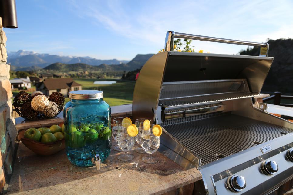 AnneAbbot's tweet photo. It's all about the VIEW. 😍

#MegaDecks, 9|8c! 

https://t.co/H9O6pPzUj6 https://t.co/Yby9GSn6kw #diy #D.I.Y #doityourself #beIndependent …