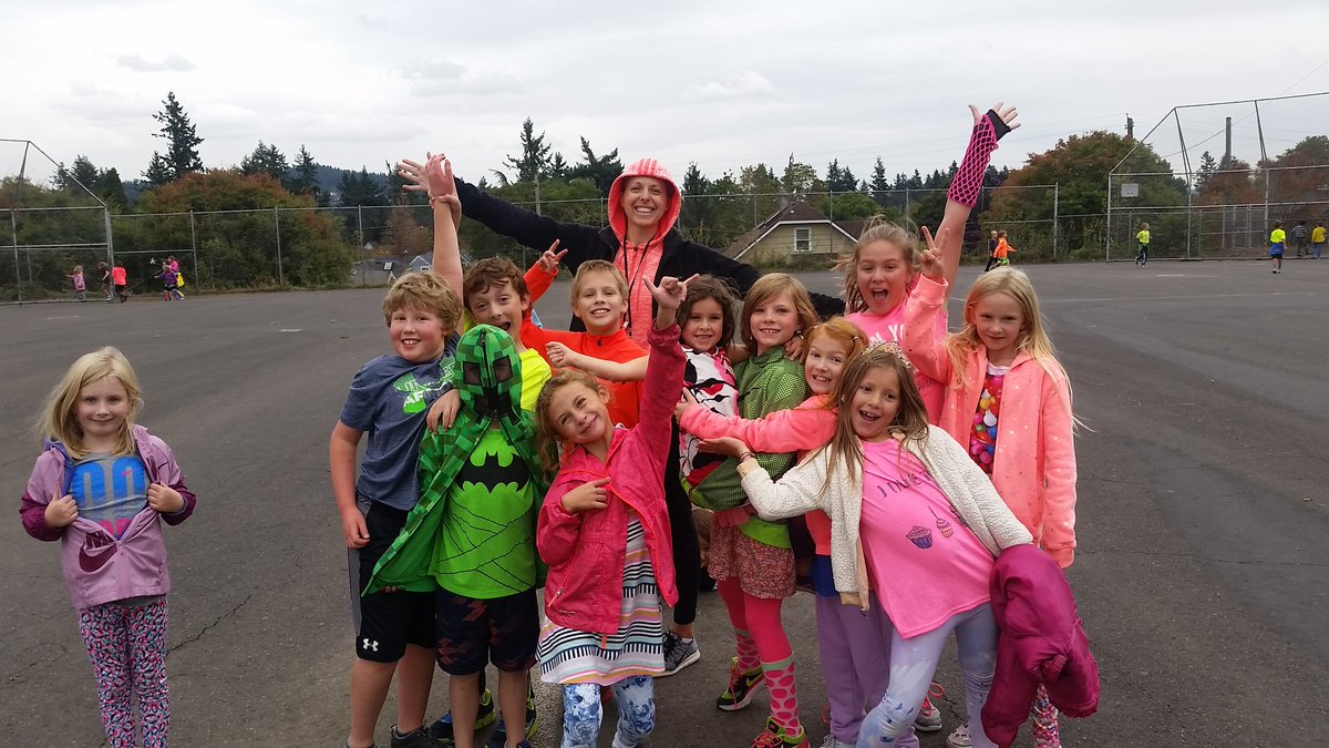 BeverlyClearyK8's tweet photo. Last week spirit week! https://t.co/CkBNmUnpKk