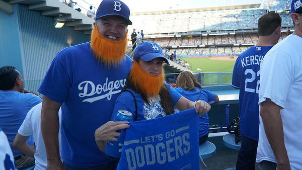 Halloween comes early for these two Dodger fans lat.ms/2z9sI8l