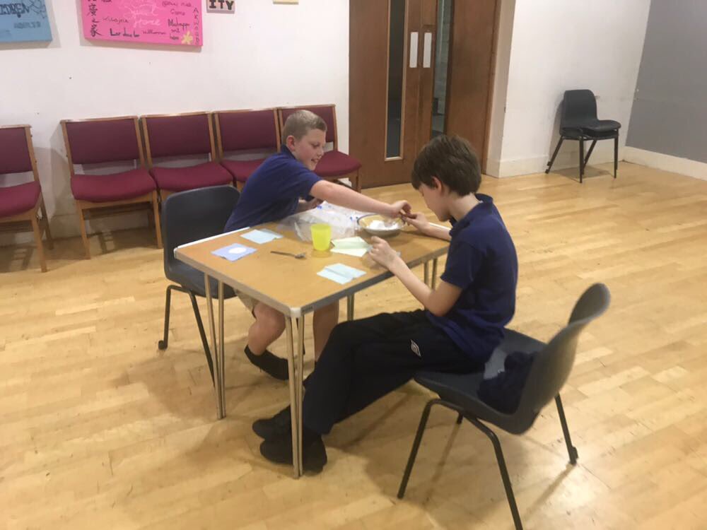 53rdBB's tweet photo. Bubble Bombs for Company Section #Team53rd #BoysBrigade #CompanySection https://t.co/bhIIHyFENq