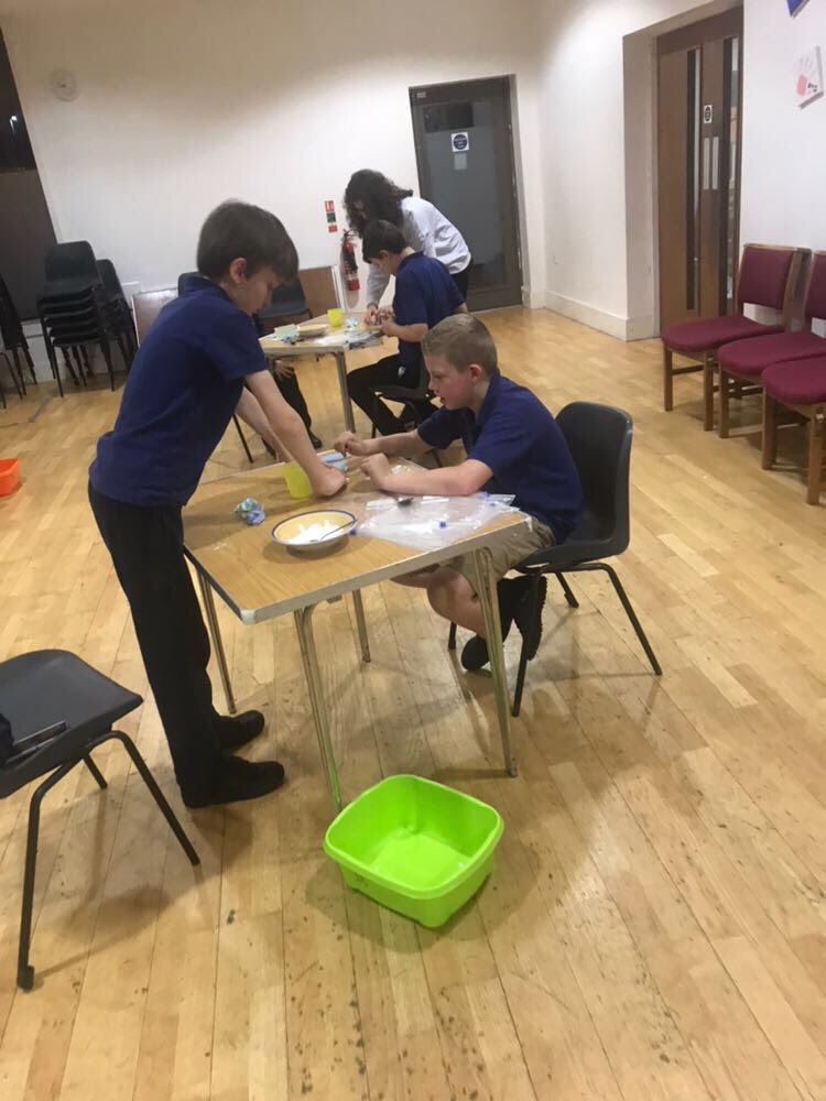 53rdBB's tweet photo. Bubble Bombs for Company Section #Team53rd #BoysBrigade #CompanySection https://t.co/bhIIHyFENq