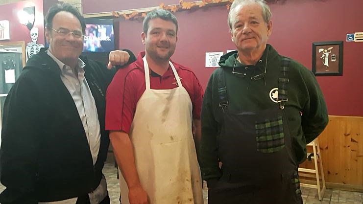 Dan Aykroyd and Bill Murray walk into The Pizza Place in Harrowsmith… kingstonregion.com/news-story/765… #ygk @SFrontenac https://t.co/6KCobaI9ir