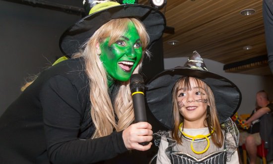 CRBO_BoxOffice's tweet photo. 3pm Sun.29th Oct. 'Spooktacular Family Party' @SeahorseCentre Child £2.00, Adults Free. #Need2Book > https://t.co/0hdIO7pPti @CRBO_BoxOffice https://t.co/6YG23uTlpS
