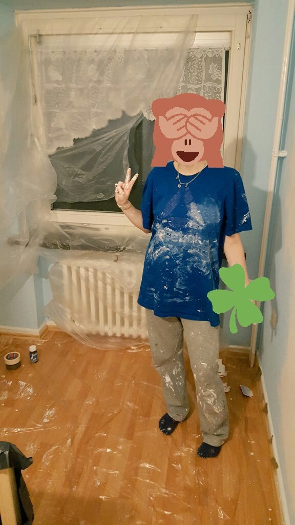 BTS_chirley's tweet photo. #cherryGOupdates
I'll answer my DMs after I came back home since I'm working at a friend's place right now
Should be finished tomorrow 🙈 https://t.co/KqMMR2BIml