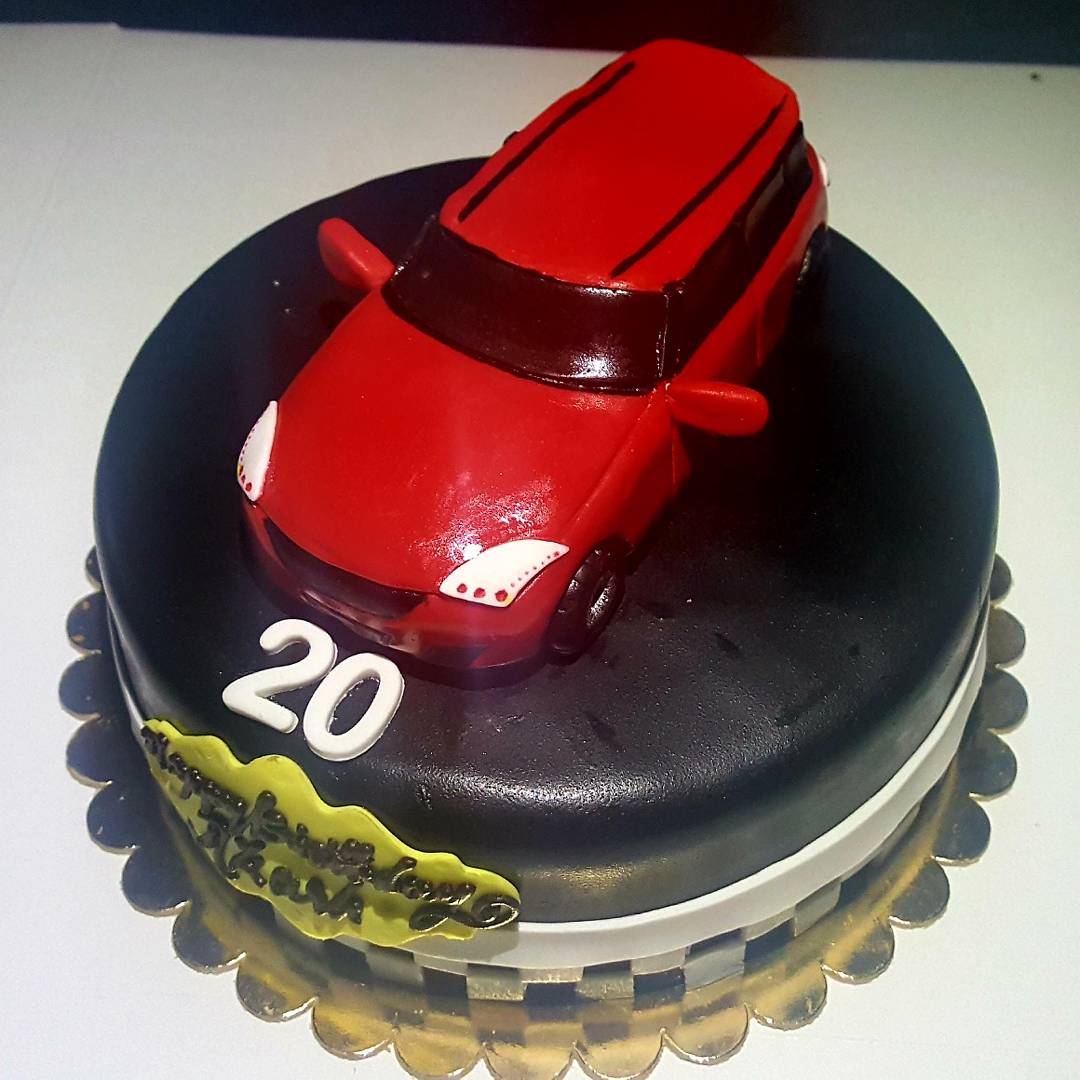 Car shaped cake. All edible. Made by chocolate nest 🎉🍰🎂🤗