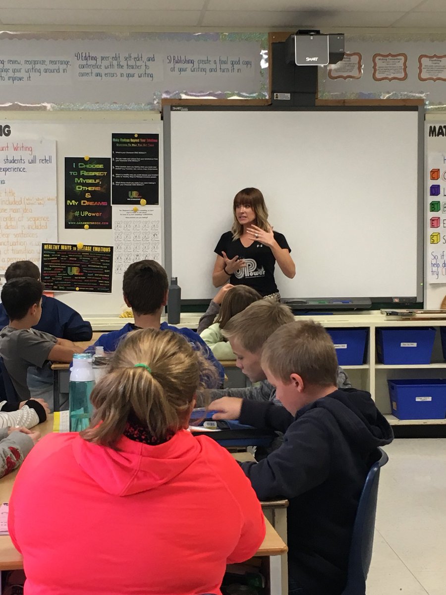 MrDaSilva11's tweet photo. Grade 6-8s @StJohnFisherCS had an amazing time with @SaraWestbrook today! Circumstances may change, but the choice is still yours! #sccdsb https://t.co/i3481sX6vc