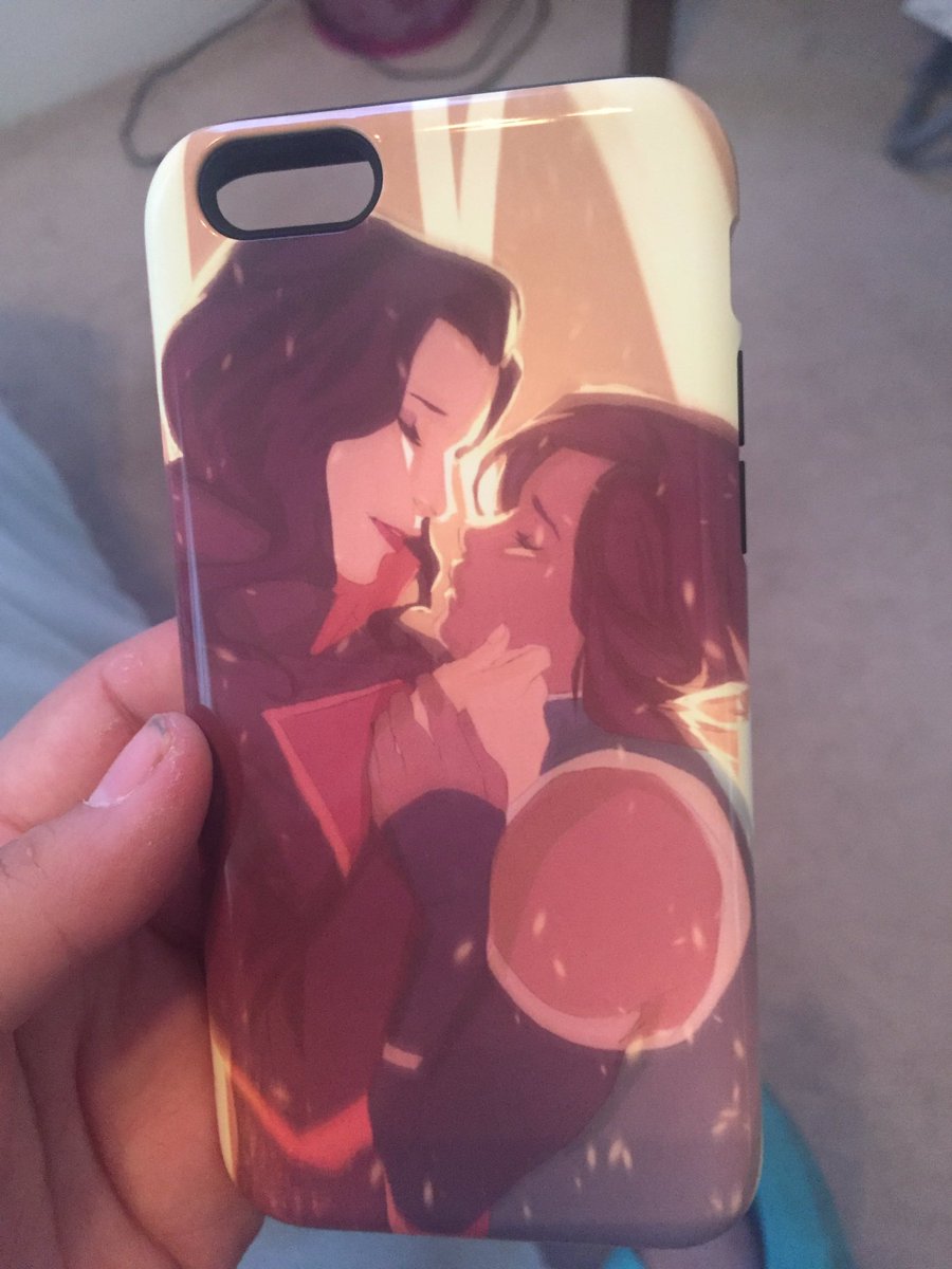 EmeraldSato's tweet photo. [I am crying in happiness. It's already here. Thank you so much. Oh, everything is so perfect. Awesome Monday. 💐💋🌈👩‍❤️‍💋‍👩😭] https://t.co/PsOCHf0GTH